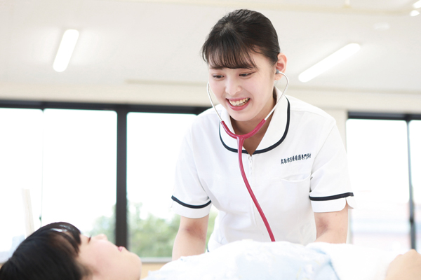 看護師について 鳥取市医療看護専門学校